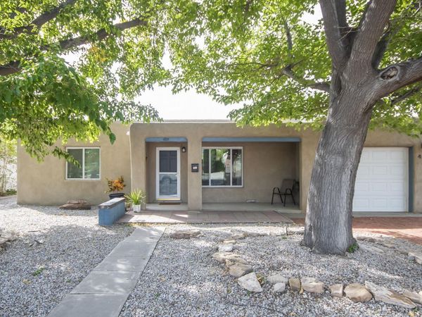 409 Truman Street NE, Albuquerque, NM 87108