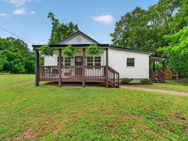 2378 Clydeton Rd, Waverly, TN 37185
