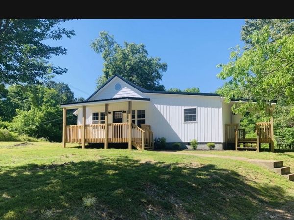 2378 Clydeton Rd , Waverly, TN 37185