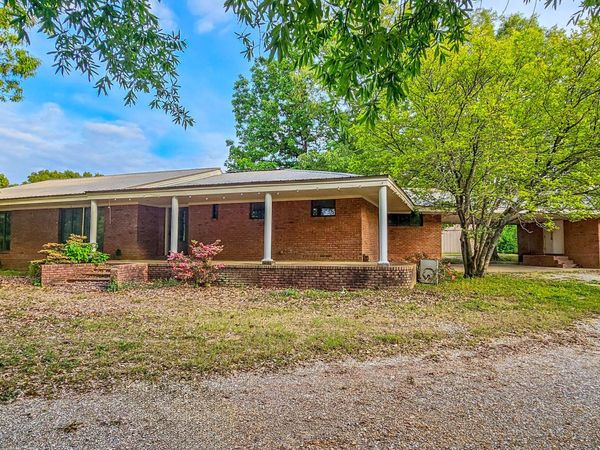 6667 Star Landing Road, Lake Cormorant, MS 38641