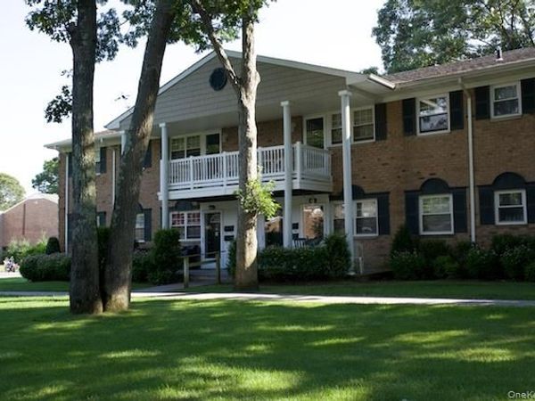 111 College Road , Unit 09-G, Selden, NY 11784