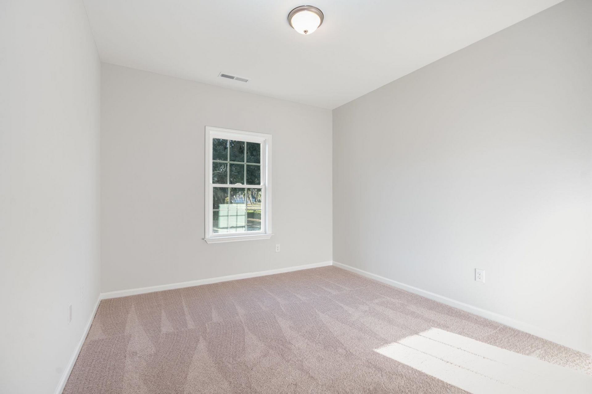 65 Bennington Ct  Photo 16