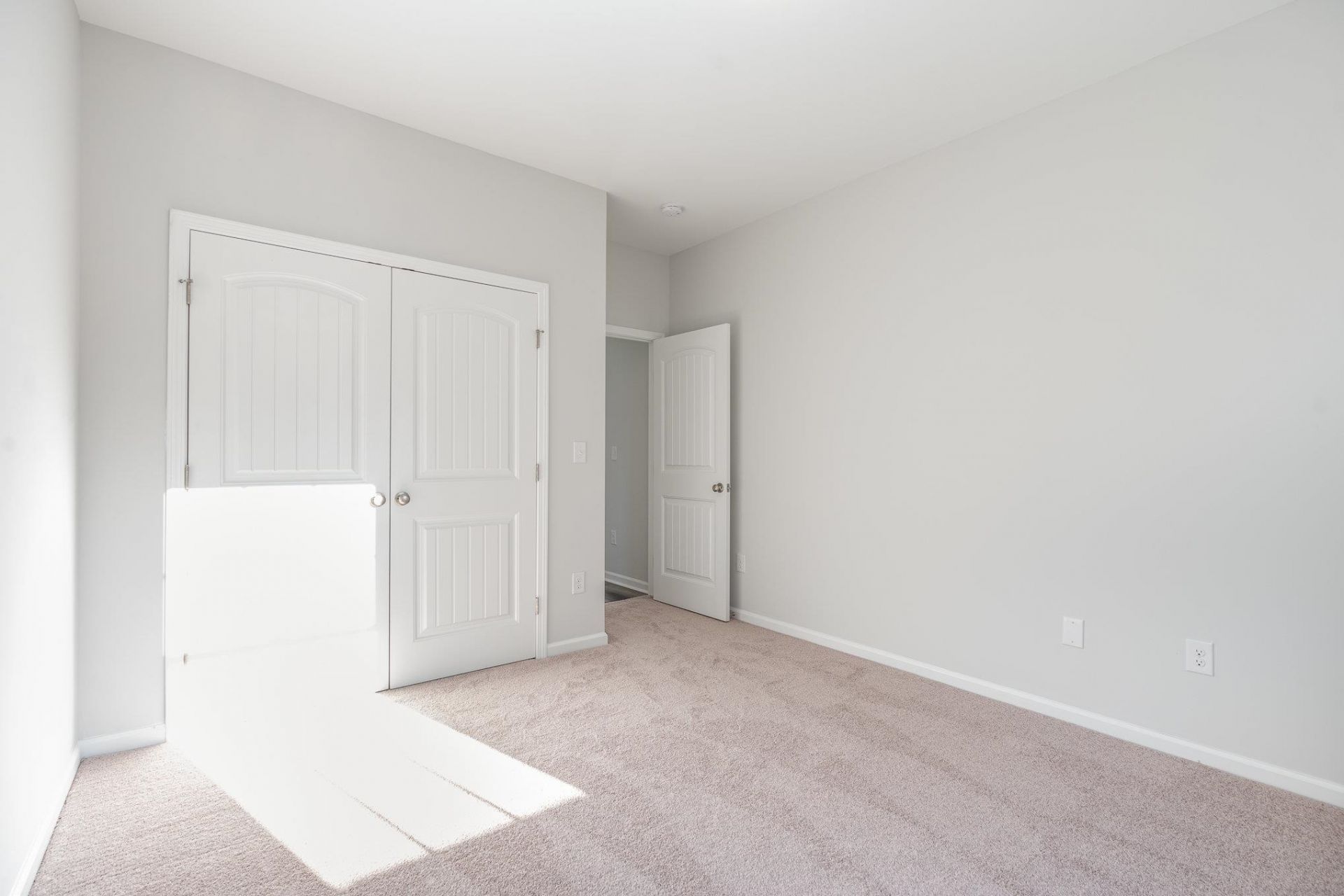 65 Bennington Ct  Photo 17