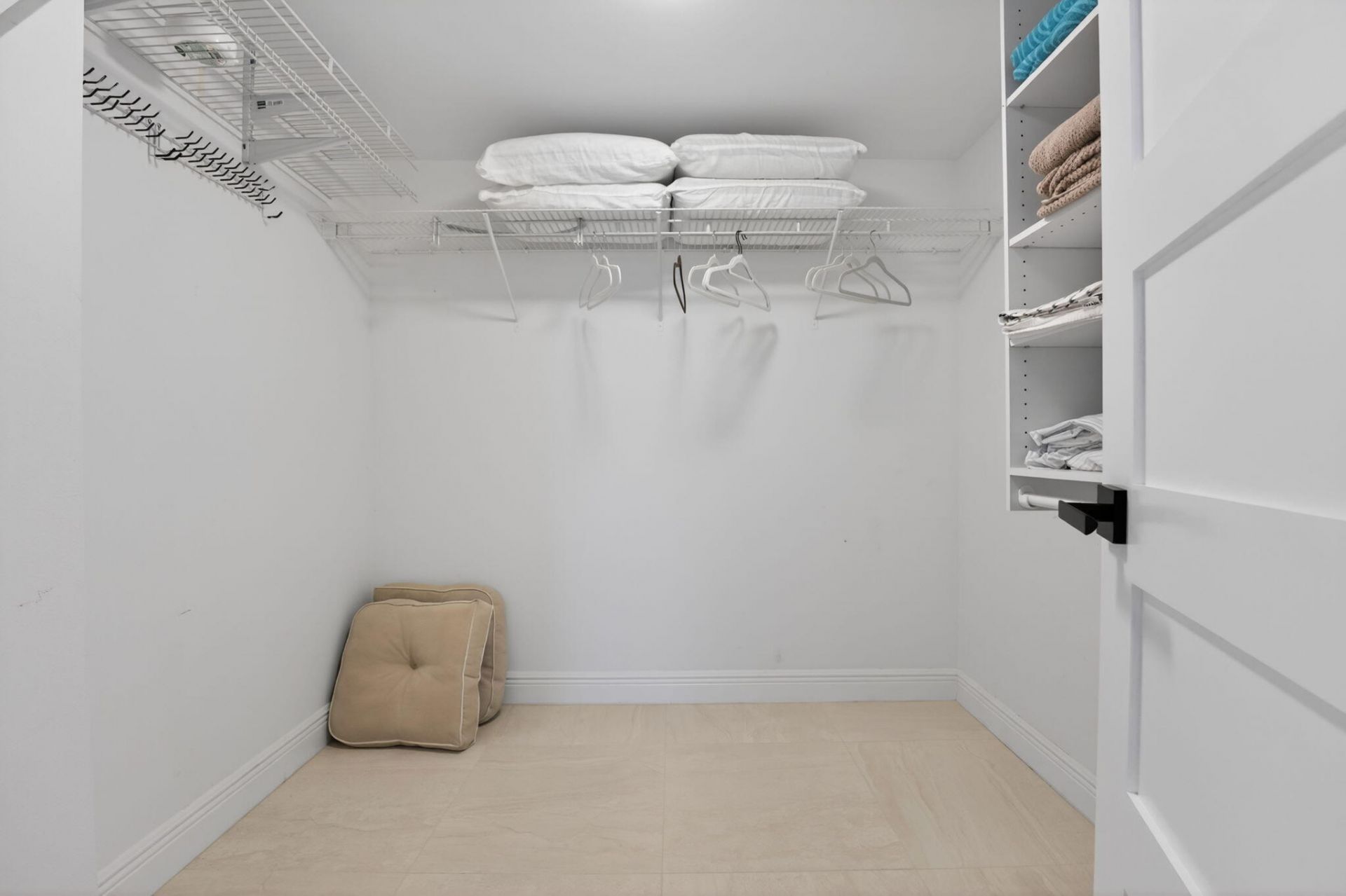 1523 E Hillsboro Boulevard, Unit 631, Deerfield Beach, FL 33441 Photo