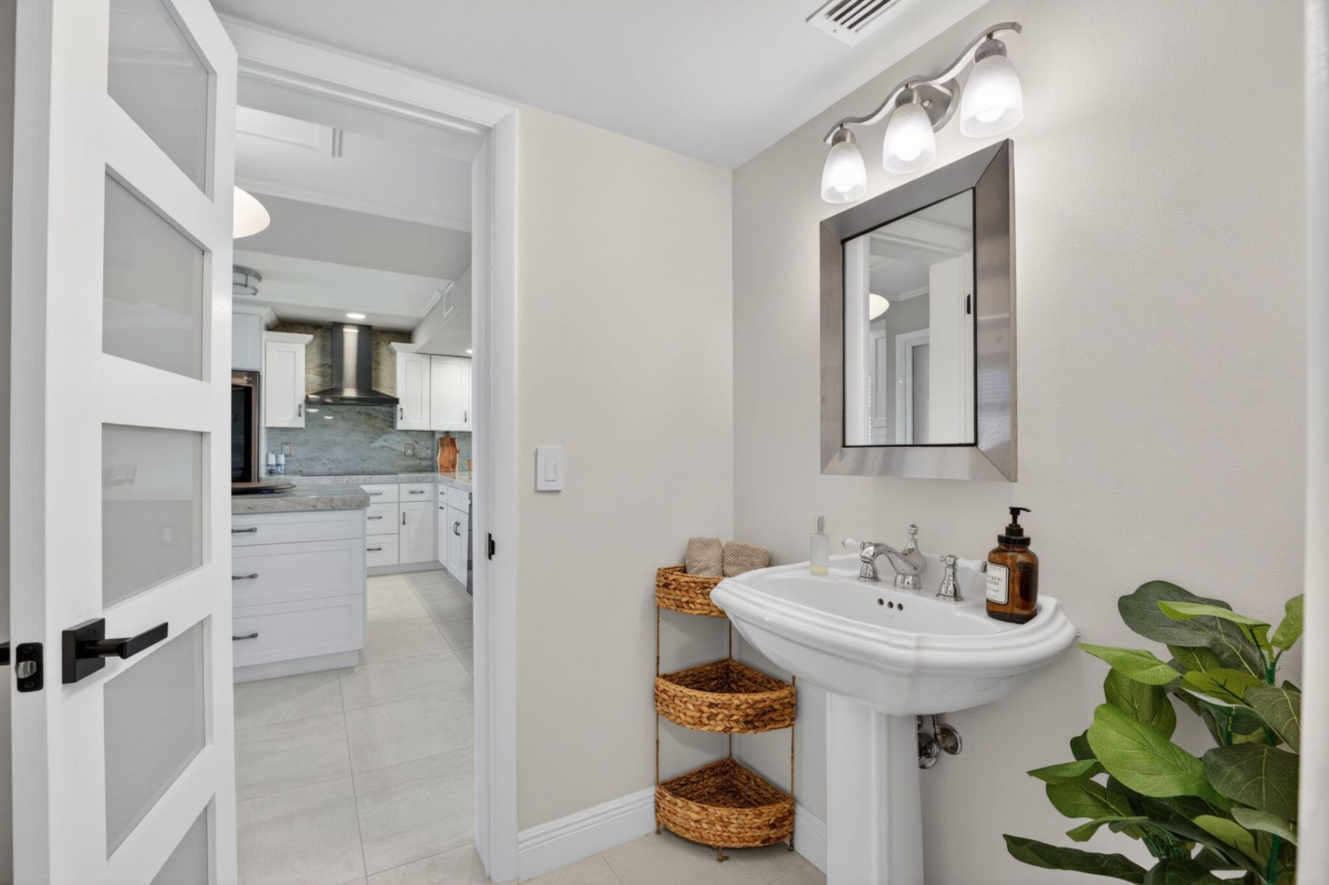 1523 E Hillsboro Boulevard, Unit 631, Deerfield Beach, FL 33441 Photo