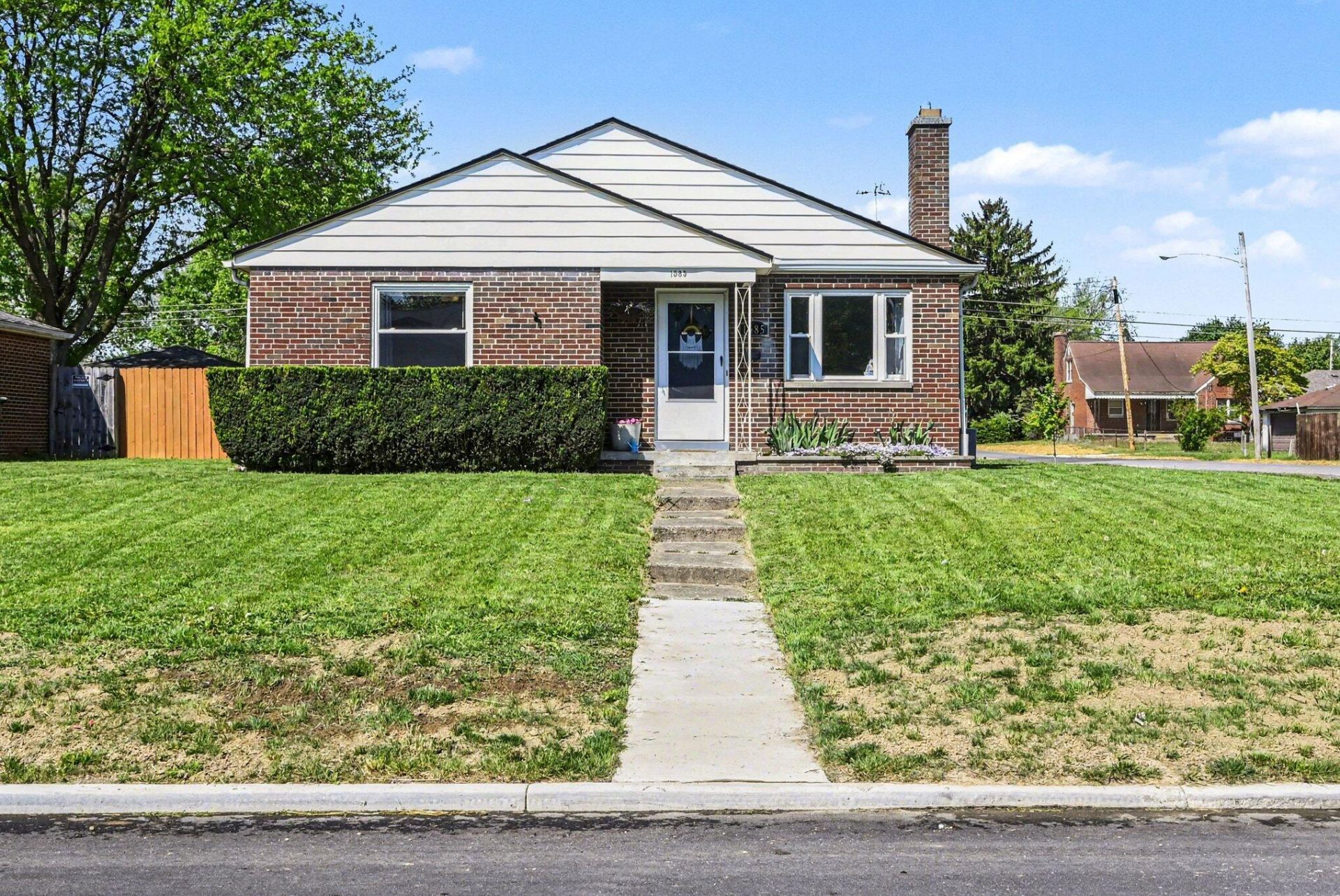 1585 Linwood Avenue , Columbus, OH 43207 Main Photo