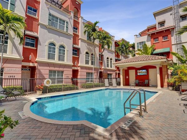 1033 NE 17th Way , Unit 1201, Fort Lauderdale, FL 33304