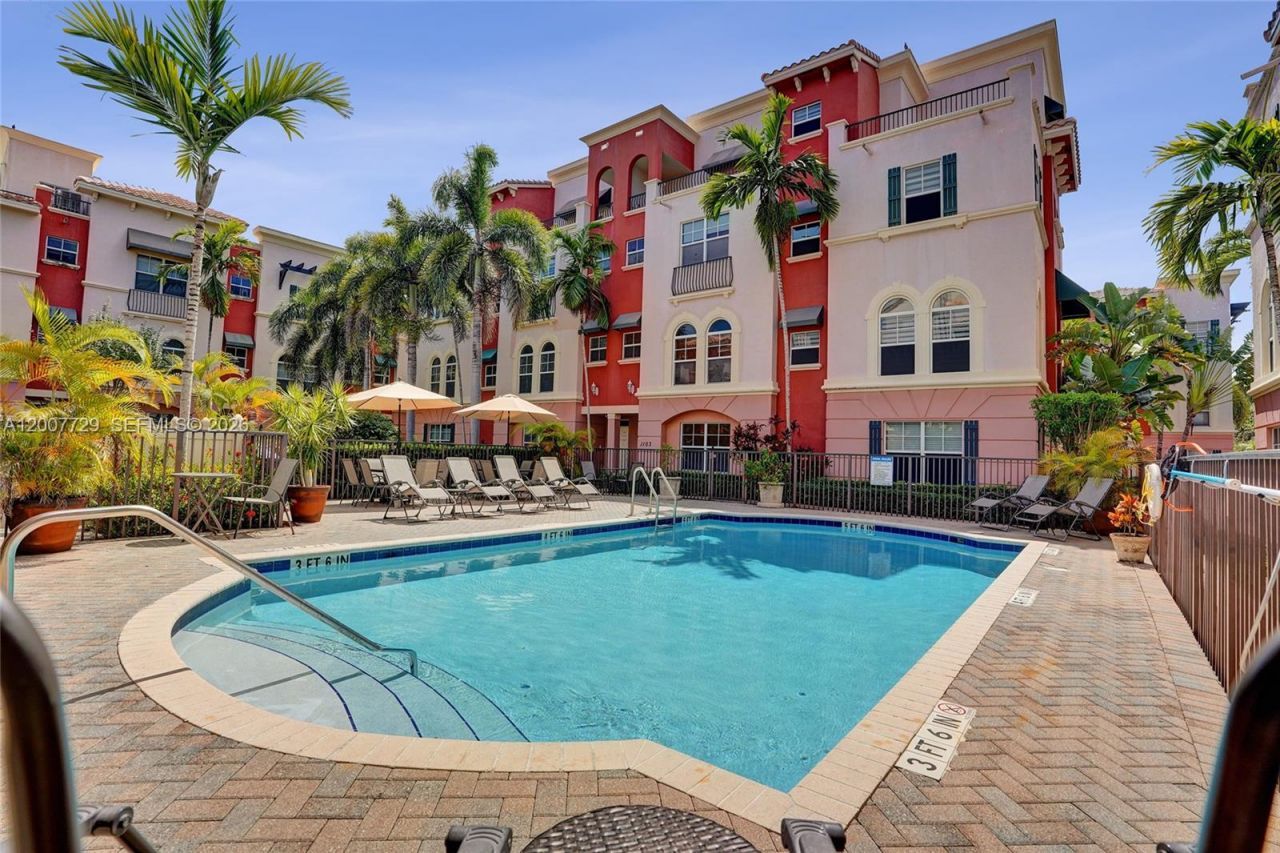 1033 NE 17th Way, Unit 1201, Fort Lauderdale, FL 33304 Photo