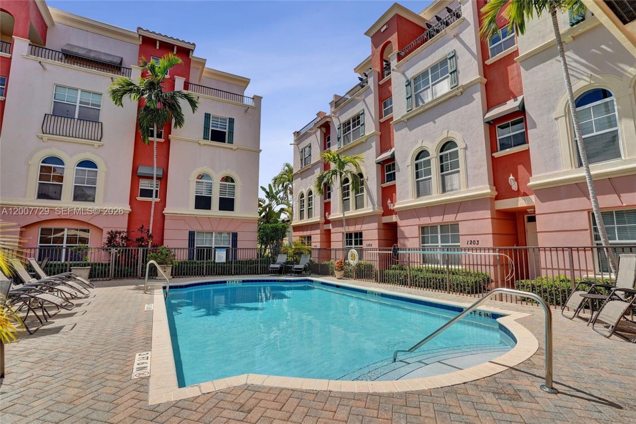 1033 NE 17th Way, Unit 1201, Fort Lauderdale, FL 33304 Photo