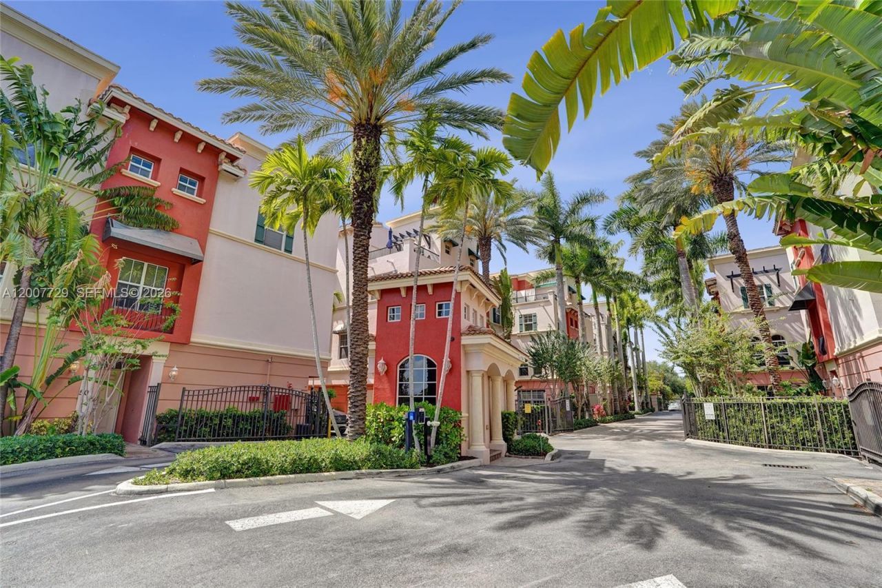1033 NE 17th Way, Unit 1201, Fort Lauderdale, FL 33304 Photo