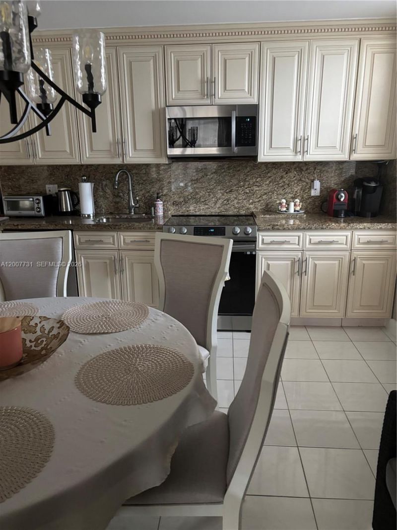 1865 S Ocean Dr, Unit 4L, Hallandale Beach, FL 33009 Photo