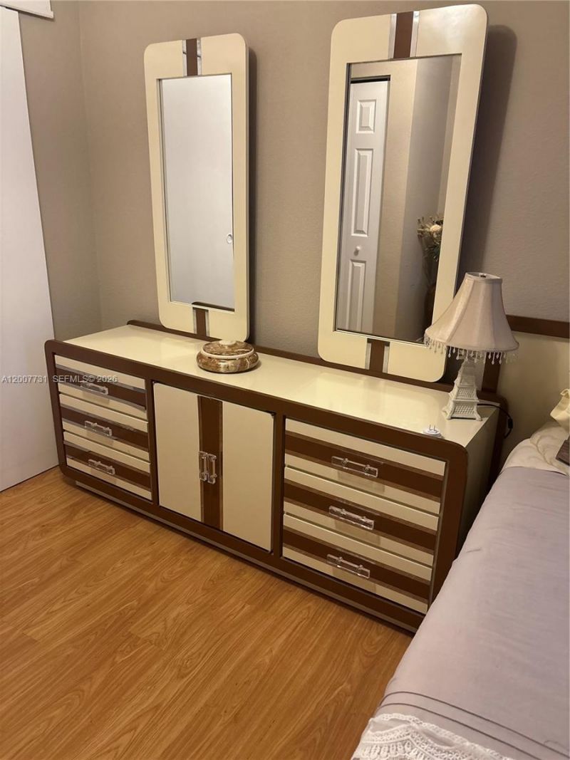 1865 S Ocean Dr, Unit 4L, Hallandale Beach, FL 33009 Photo