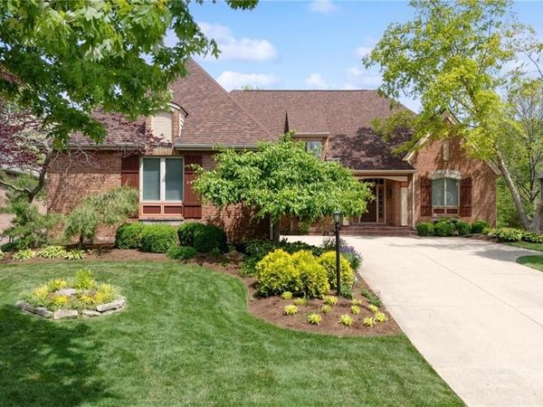 1209 Club View Drive, Centerville, OH 45458