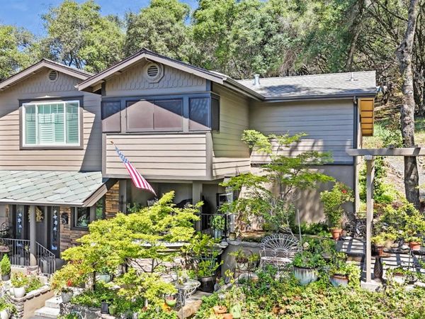 23602 Acacia Ct, Auburn, CA 95602