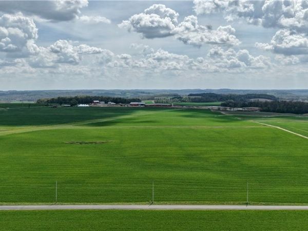 11080 Esselburn Road , Shreve, OH 44676