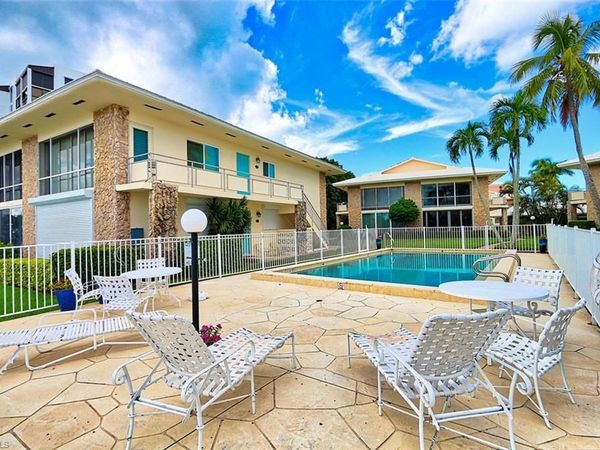 2500 Gulf Shore BLVD N, Unit S6, NAPLES, FL 34103