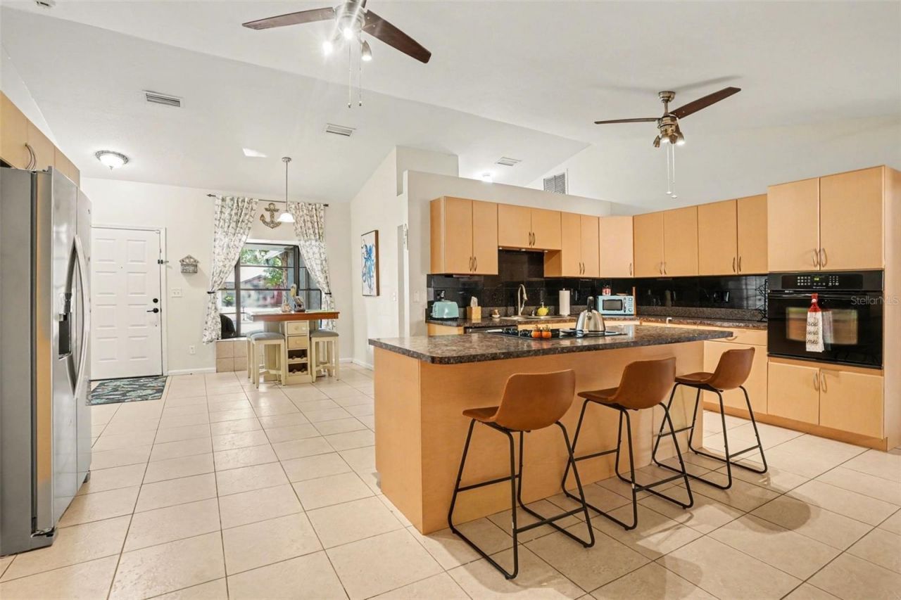 4105 Spring Way Circle, Valrico, FL 33596 Photo