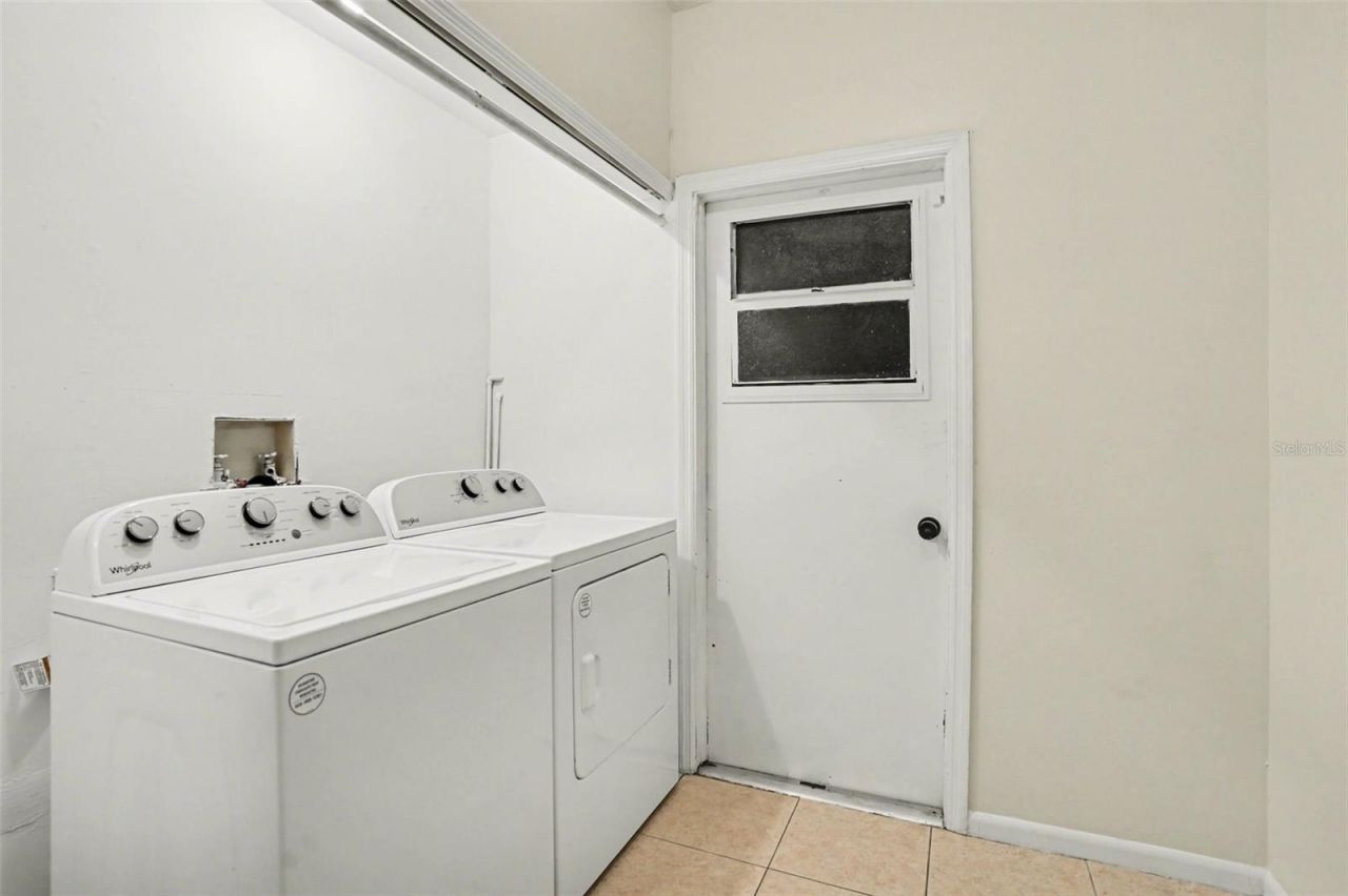 4105 Spring Way Circle, Valrico, FL 33596 Photo