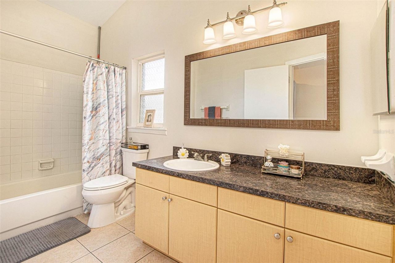 4105 Spring Way Circle , Valrico, FL 33596 Photo