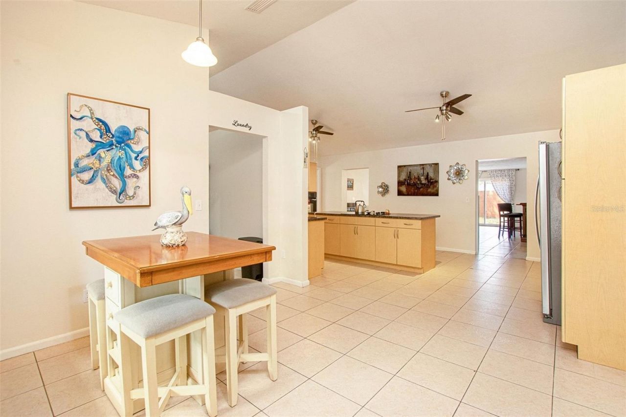4105 Spring Way Circle, Valrico, FL 33596 Photo