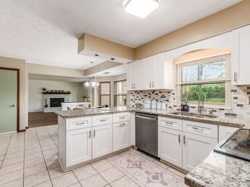 9954 Oxford Drive NW, Pickerington, OH 43147 Photo 10