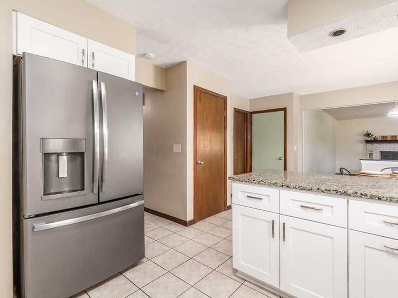9954 Oxford Drive NW, Pickerington, OH 43147 Photo 12