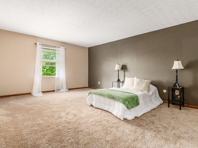 9954 Oxford Drive NW, Pickerington, OH 43147 Photo 24
