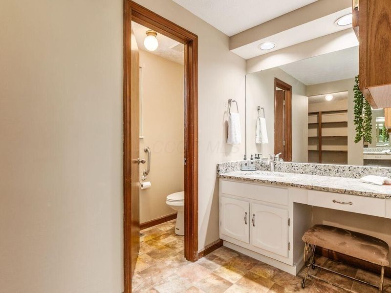9954 Oxford Drive NW, Pickerington, OH 43147 Photo 27