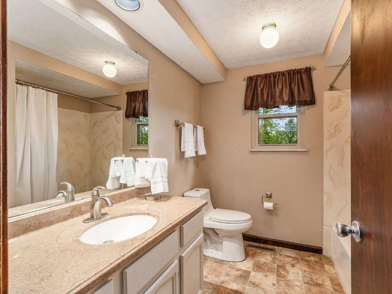 9954 Oxford Drive NW, Pickerington, OH 43147 Photo 30