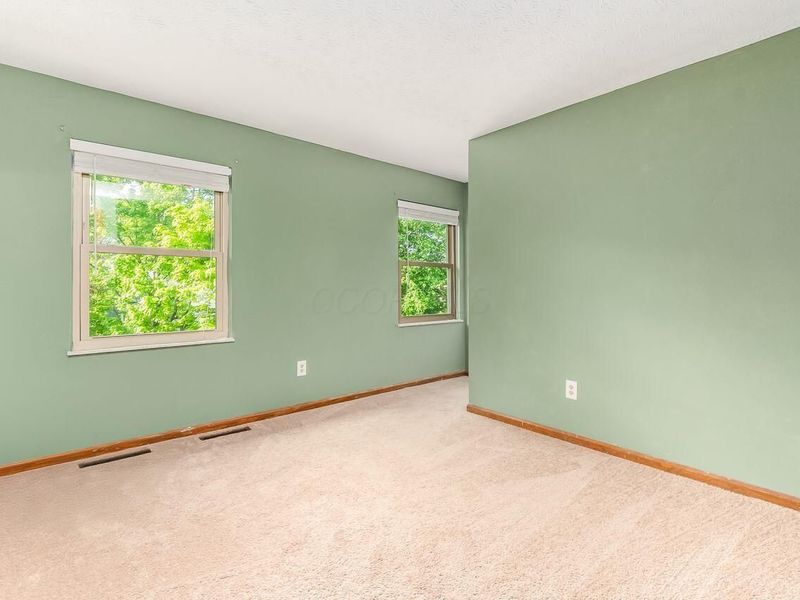 9954 Oxford Drive NW, Pickerington, OH 43147 Photo 34