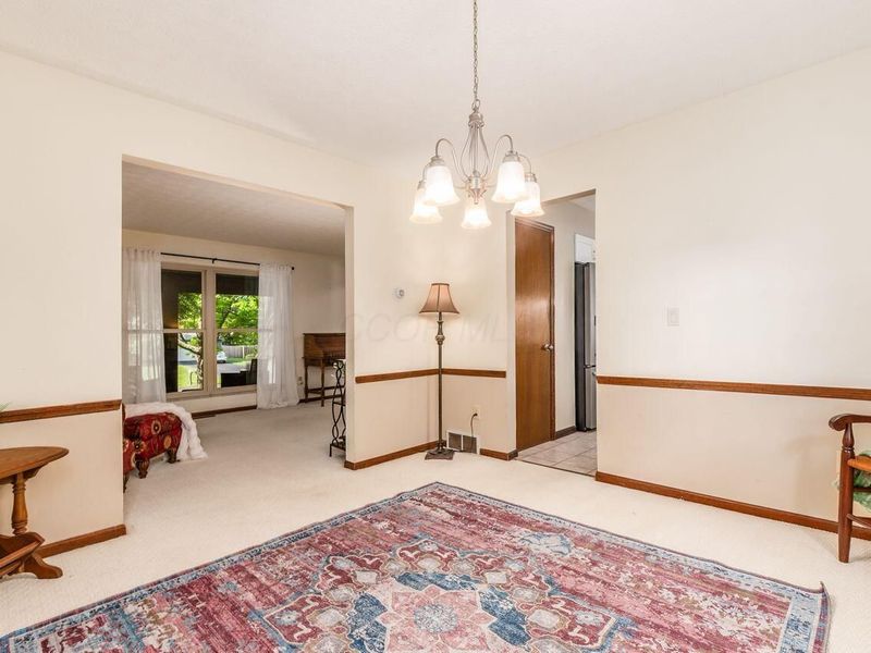 9954 Oxford Drive NW, Pickerington, OH 43147 Photo 8