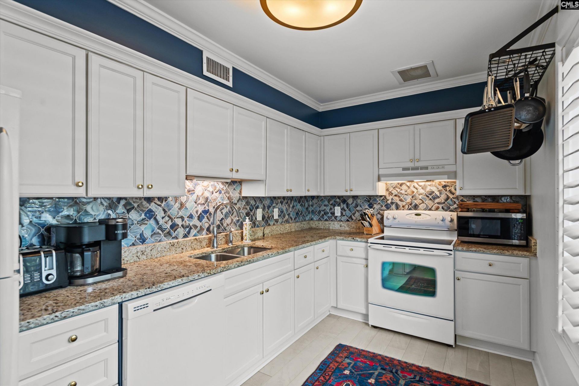 1718 Madison Road  Photo 15