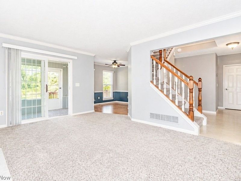 104 Woodbridge Crossing, Chardon, OH 44024 Photo 3