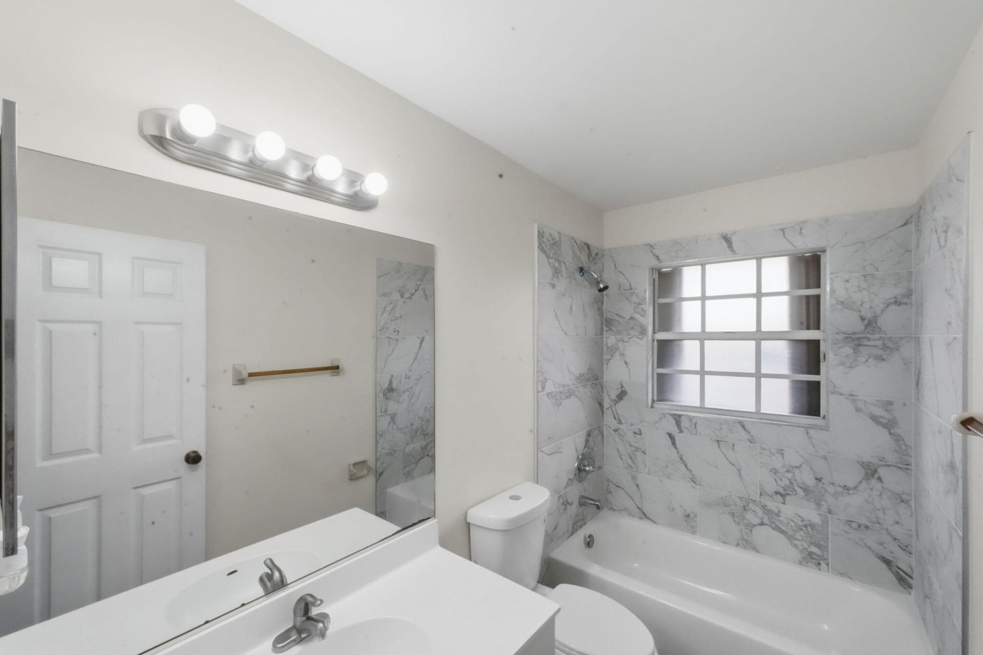 868 SW Duncan Terrace, Port Saint Lucie, FL 34953 Photo