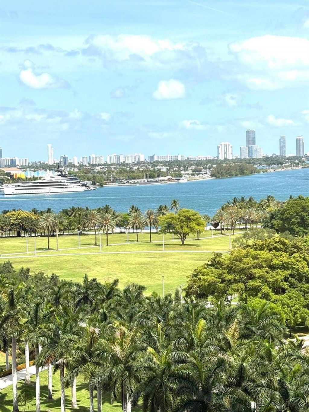 1040 Biscayne Boulevard, Unit 1406, Miami, FL 33132 Photo