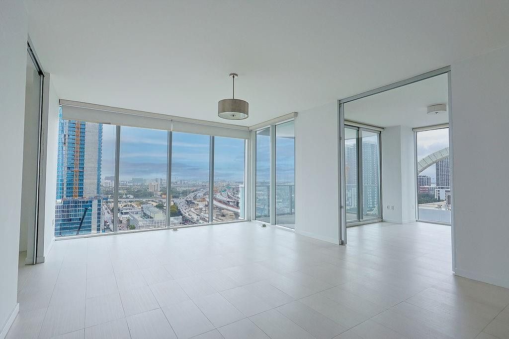 1040 Biscayne Boulevard, Unit 1406, Miami, FL 33132 Photo