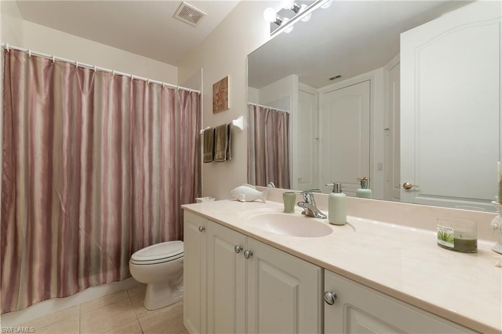 6011 Jonathans Bay Cir , Unit 402, Fort Myers, FL 33908 Photo