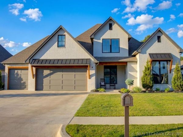 12238 S 102nd East Avenue, Bixby, OK 74008