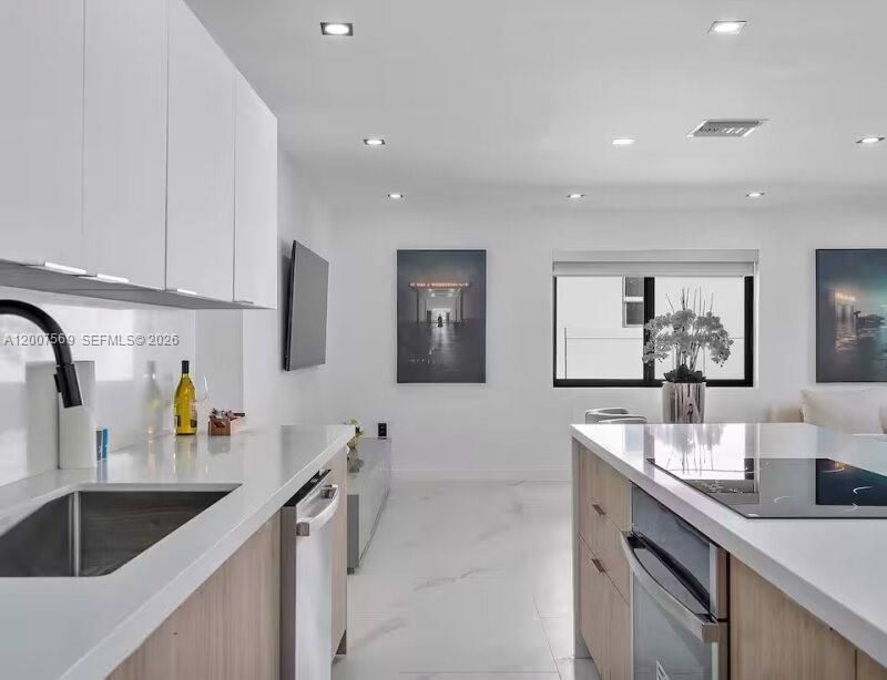 400 NW 40th St , Miami, FL 33127 Photo