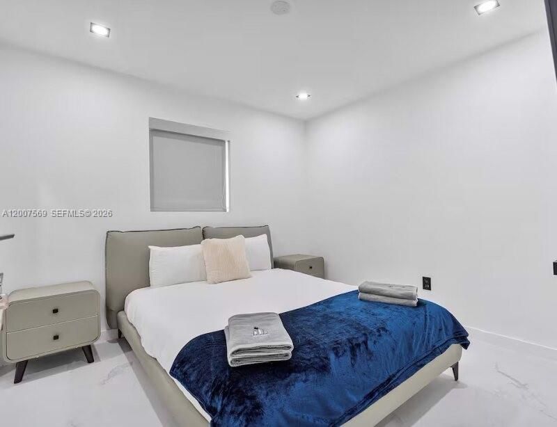 400 NW 40th St , Miami, FL 33127 Photo