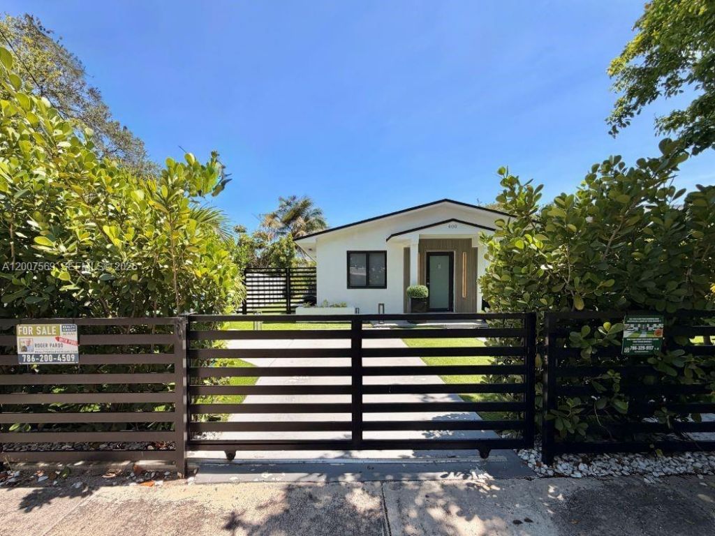 400 NW 40th St , Miami, FL 33127 Photo