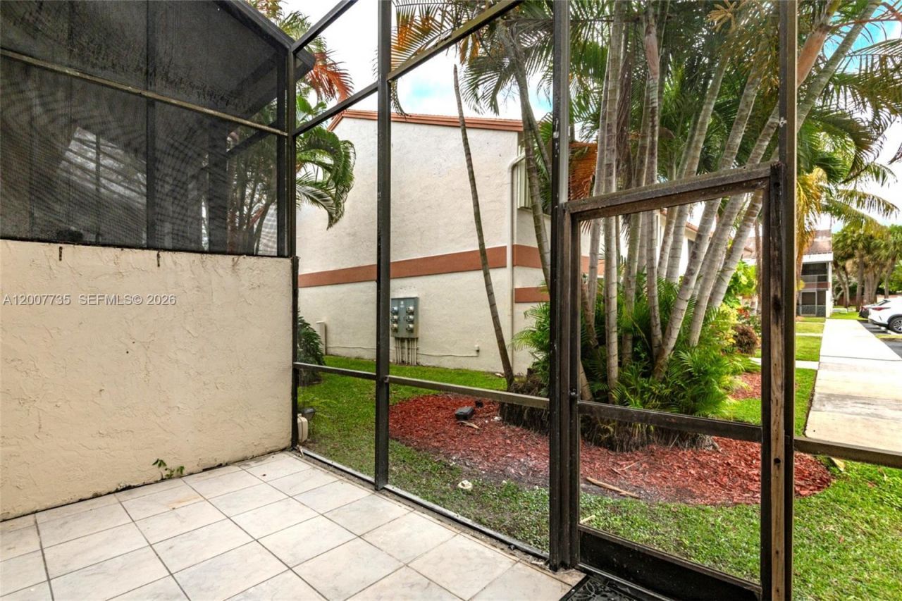 7111 SW 42nd Pl , Davie, FL 33314 Photo