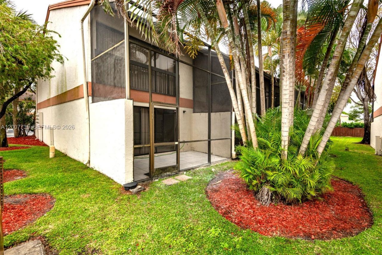 7111 SW 42nd Pl , Davie, FL 33314 Photo