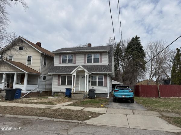 650 Dryden Drive , Toledo, OH 43612