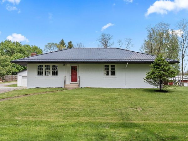 14 E North Street , Marengo, OH 43334