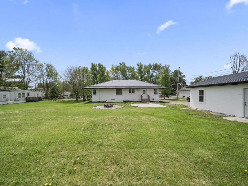 14 E North Street, Marengo, OH 43334 Photo 46