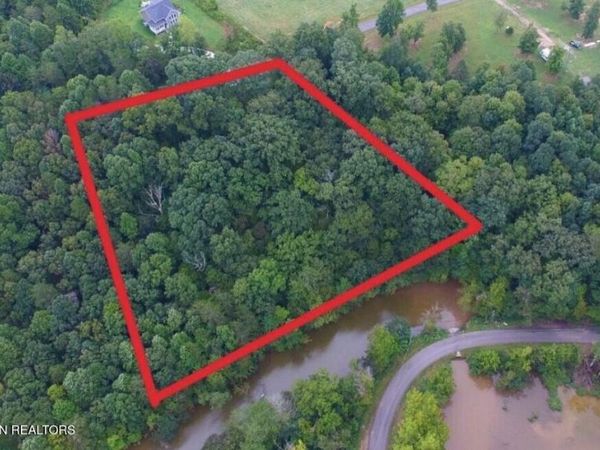 Bat Creek Shores Lane, Vonore, TN 37885