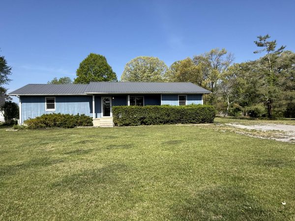 1717 Vandergriff Road, Signal Mountain, TN 37377