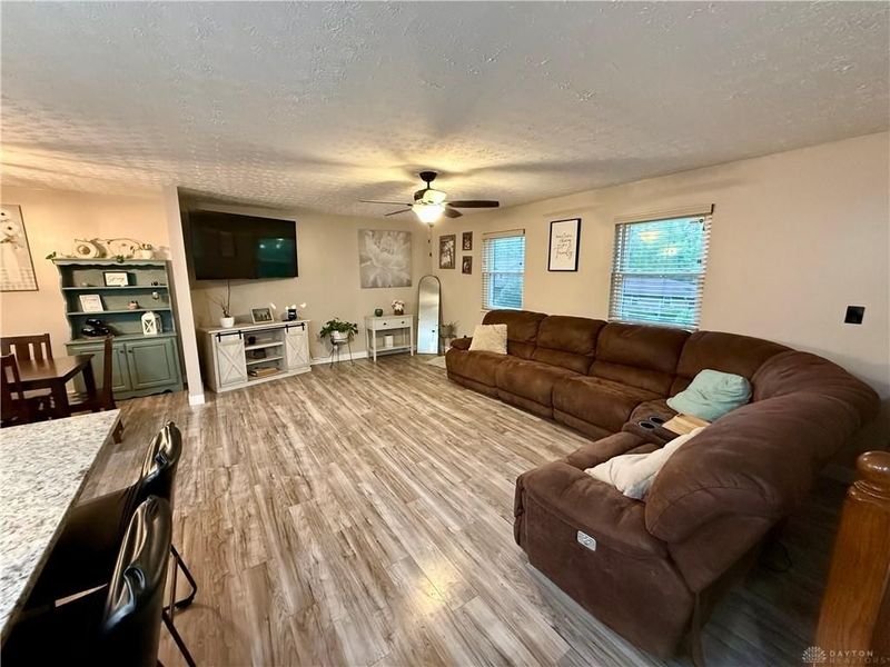 266 Crest Hill Avenue, Vandalia, OH 45377 Photo 3