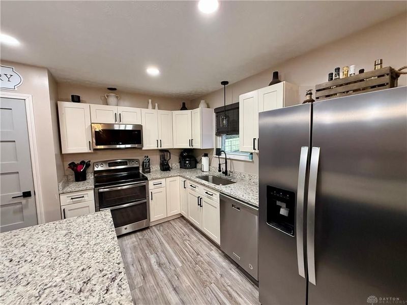 266 Crest Hill Avenue, Vandalia, OH 45377 Photo 9